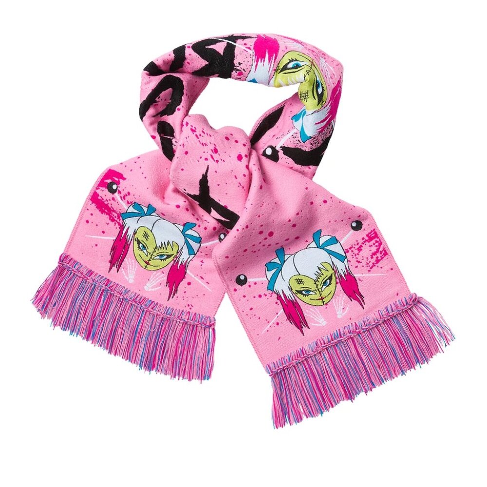 Alexa Bliss Scarf 2017 WWE Official Product NEW IN PACKAGE - Picture 3 of 4